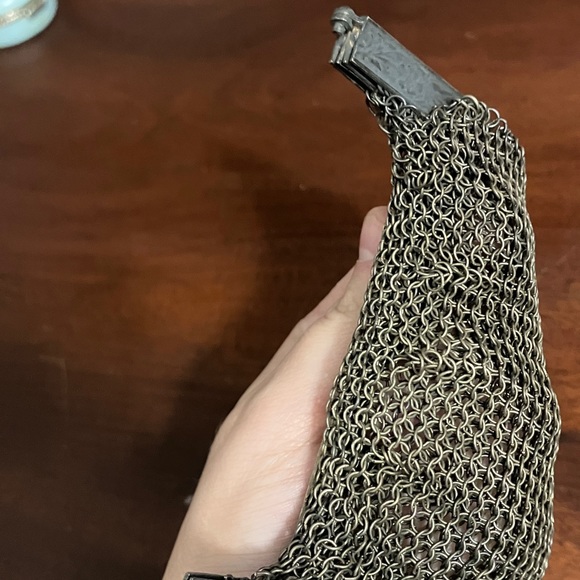 Collectible Antique German Silver Mesh / Chainmail Small Purse - Picture 5 of 9